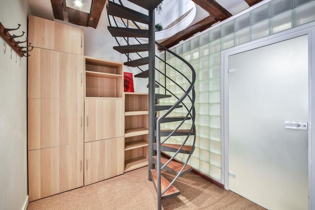 Appartement Typical Parisian Duplex#4Pers#Le Marais Extérieur photo